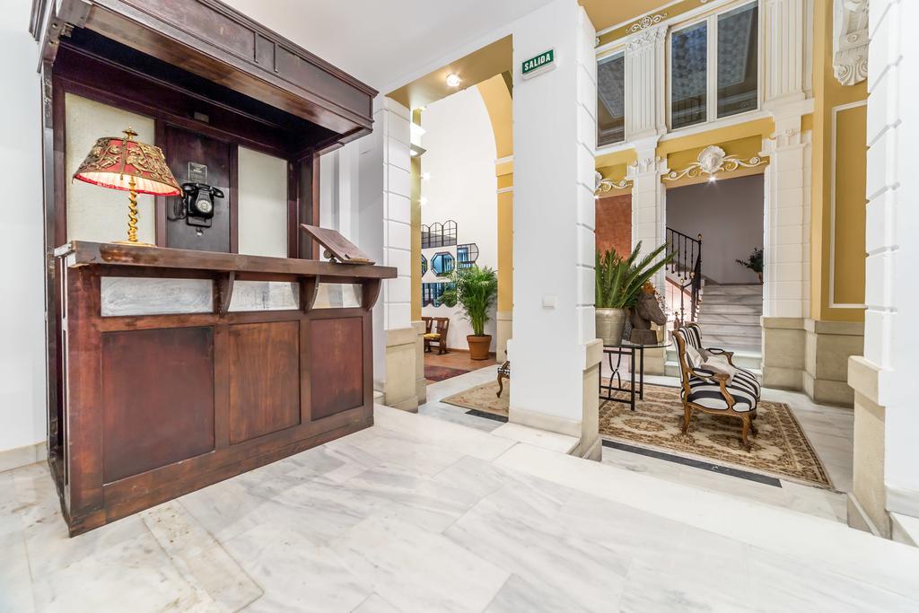 Palacio De Rojas Valencia Bagian luar foto